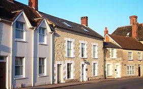 B&B Castleton House